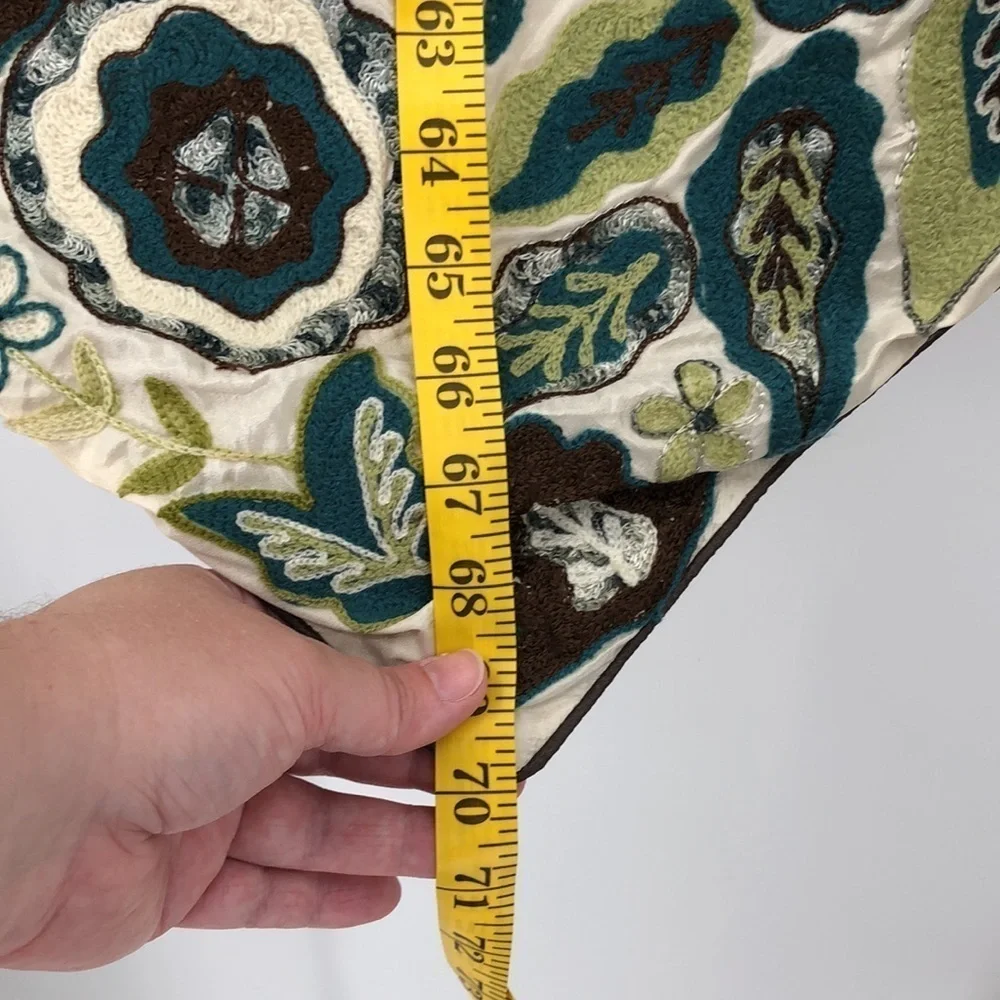 Pier 1 Imports Bloomsbury Table Runner 14”x72” Dry Clean 109% Polyester 2083253
